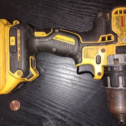 DEWALT DCD791 20V MAX XR Brushless Compact Drill/Driver. 