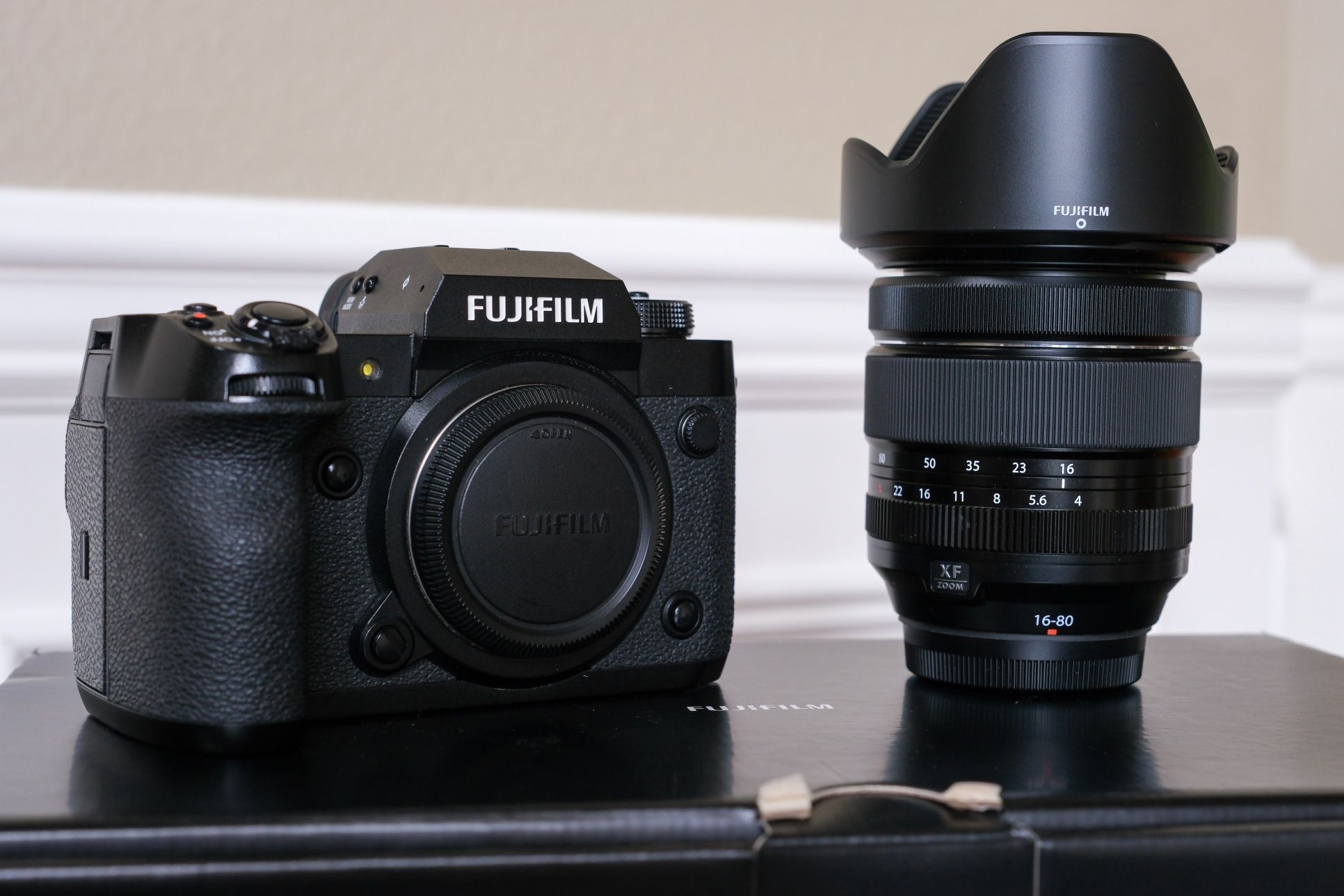 Fujifilm X-H2 + 16-80mm F4 Kit
