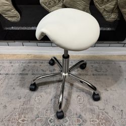White And Chrome Saddle Stool
