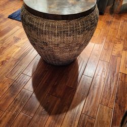 Wicker Egg Shape Table