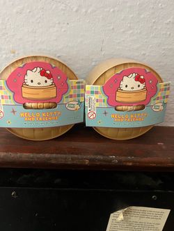 Hello kitty glitter edition dumplings