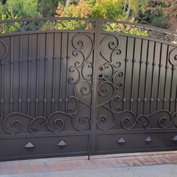 Se Hacen Balcones Herreria Puertas Corredisas Puertas Dobles