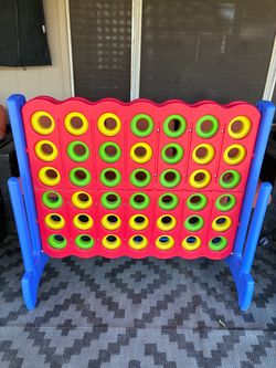 Oversized connect four