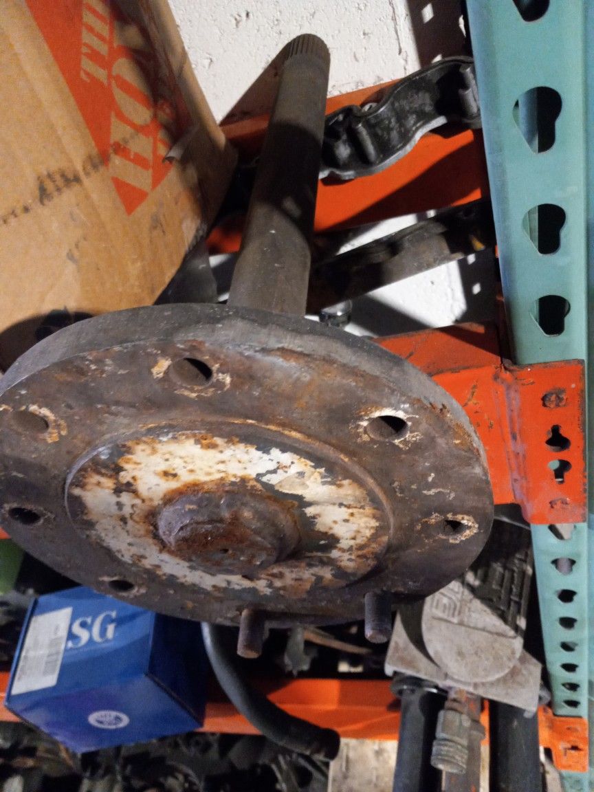 Bobcat 843B Drive Axle