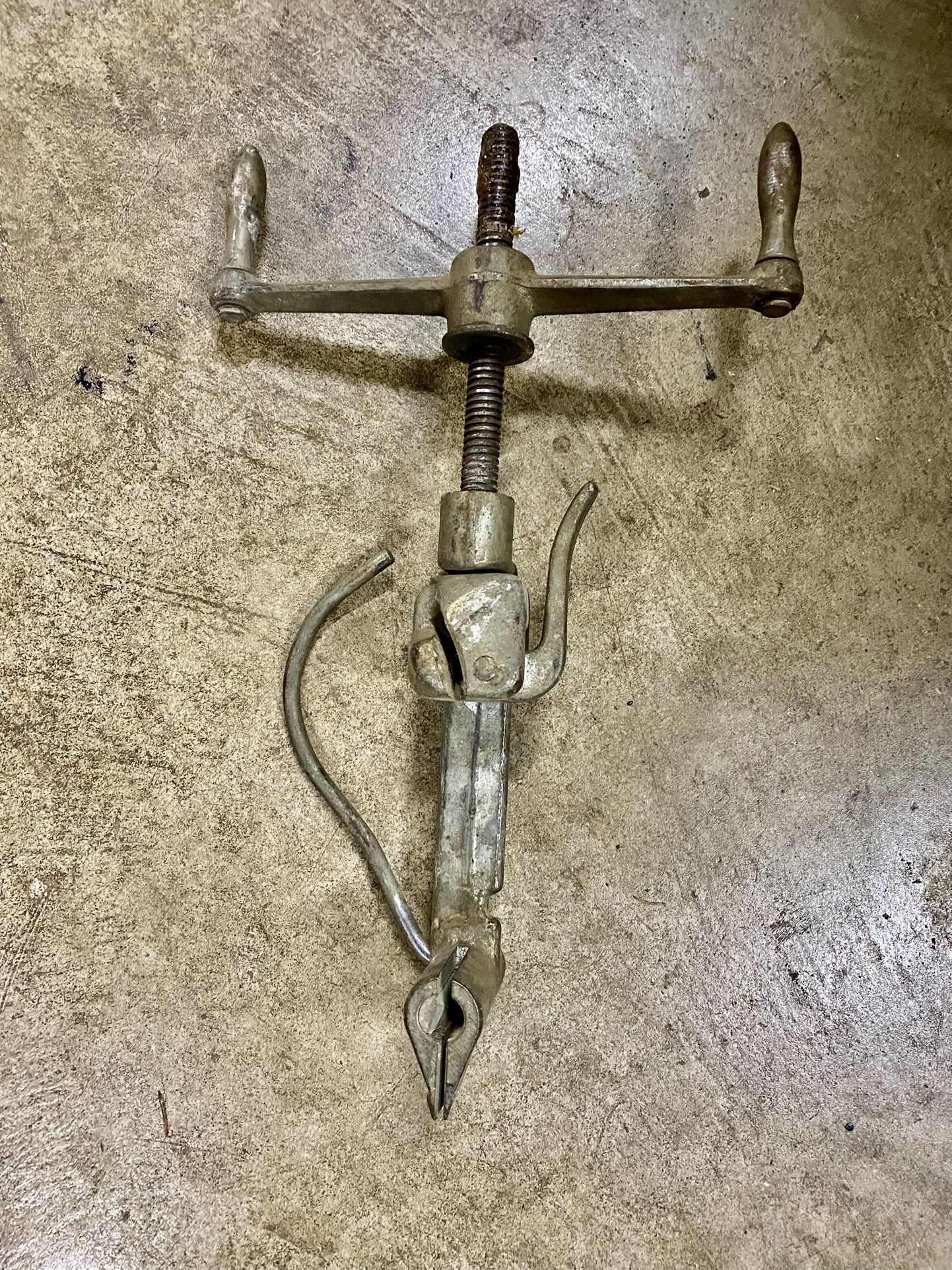 Vintage banding tool