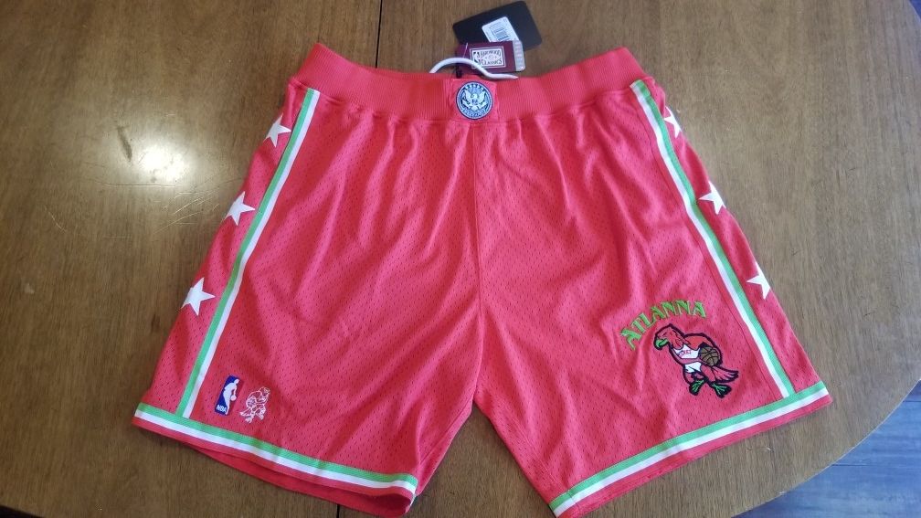MITCHELL & NESS Atlanta Hawks Future Bleacher Report Remix Short XXL1,New Products : American Fashion Style Bags On Sale