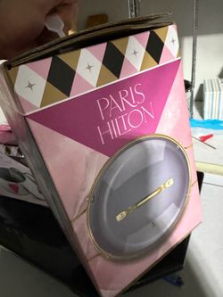 Brand New Paris Hilton 5 Qt Dutch Oven with Glass Lid