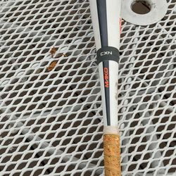 27", 17 oz Easton Mako Baseball Bat 