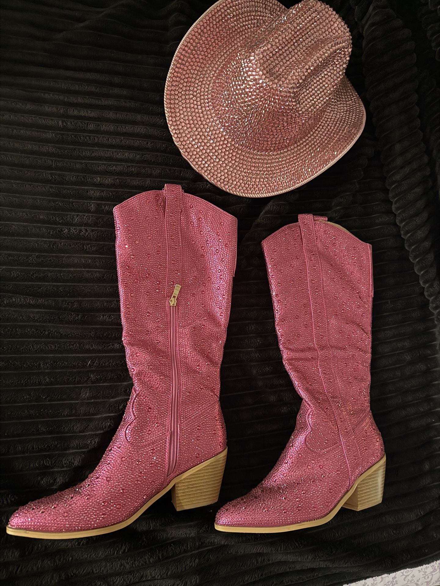 💖 Sparkly Cowgirl Boots + Hat — Size 7.5 (Fits 8) – $75! 🤠