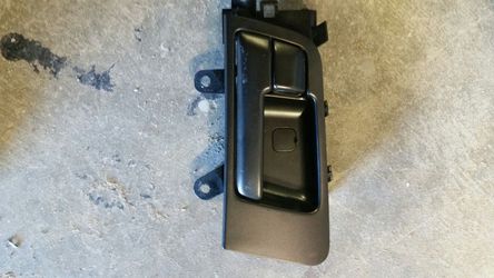 2014 kia optima inside driver door handle