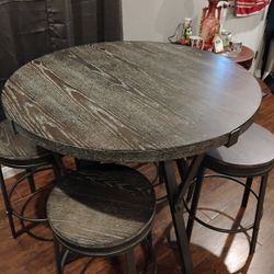 Dinning Table 