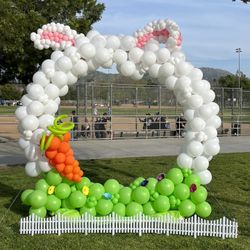 Bunny Balloon Arch