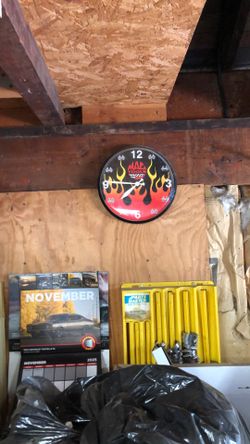 Mac Tools Clock 12/1/2 Inch 
