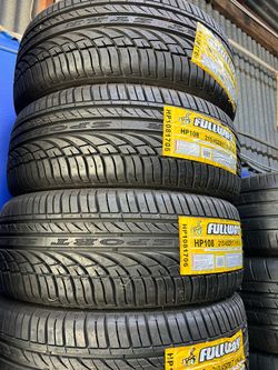 215/45/R17 Brand new 🛞