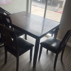 Dinning Table