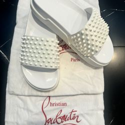 Christian Louboutin Men Pool Fun Flat White Spiked Slide Sandal 