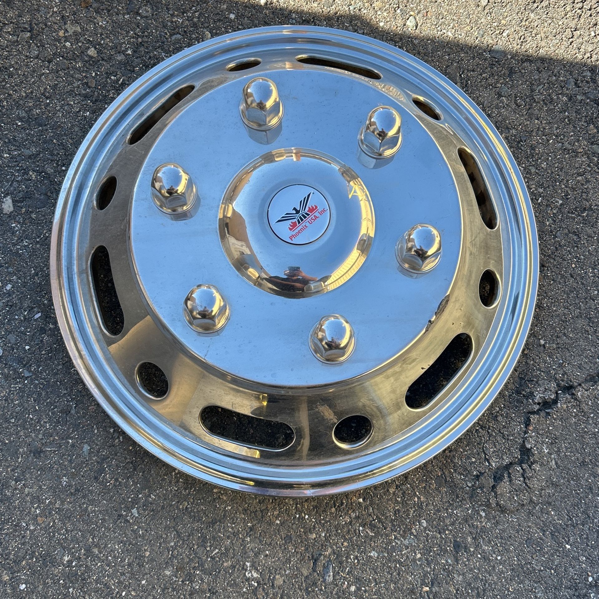 Phoenix USA Inc Wheel Hub Cap