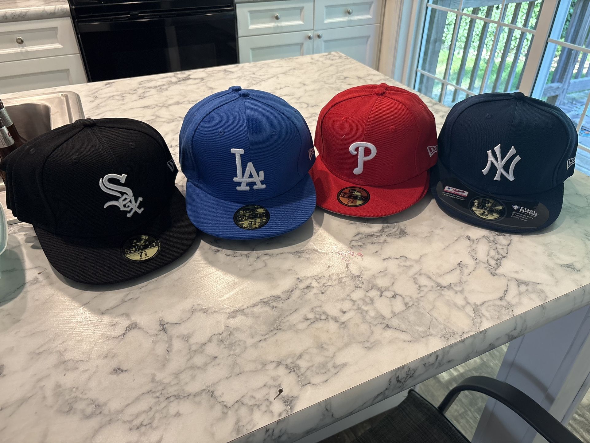 Fitted Hats 7 3/8 White Sox Dodgers Phillies Yankees