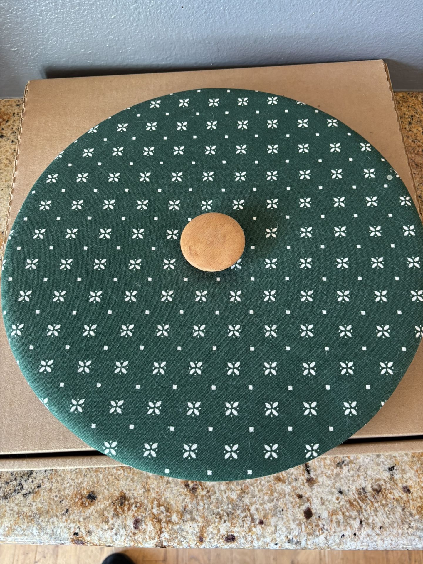 Longaberger Vintage NWT Large Fruit Fabric Lid Heritage Green