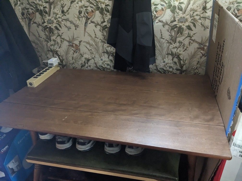 Kitchen Table with fold-down sides & 4 Chairs