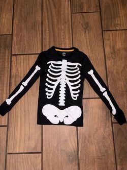 NWOT Children’s skeleton shirt