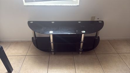 Tv table