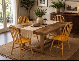 Set of 4 Solid Wood Windsor Dining Chairs