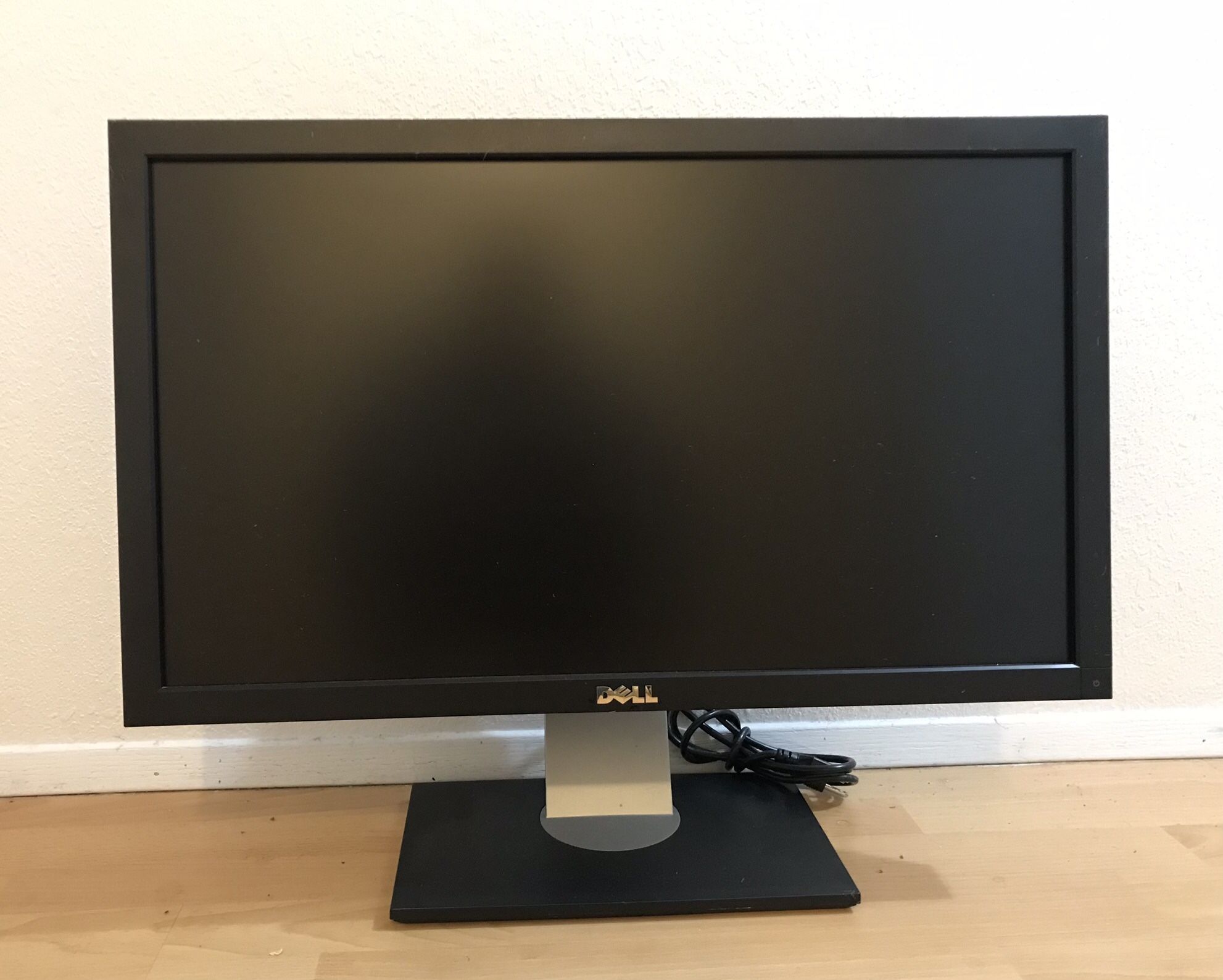 Dell Monitor 27”