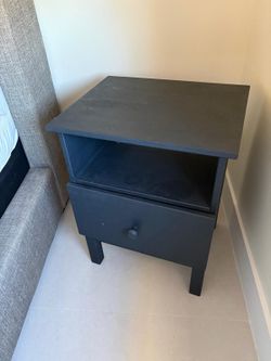2 nightstands and 2 lamps