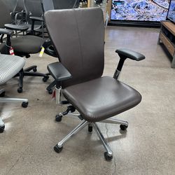 Haworth Zody Ergonomic Executive Leather Office Chair with Store Warranty!