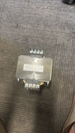 Square D Industrial Control Transformer 9070T1000D23 / New