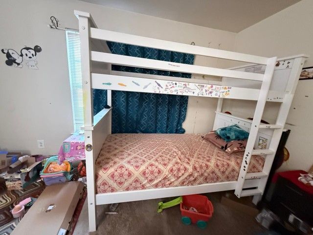 Excellent Condition Kid Bunk Bed