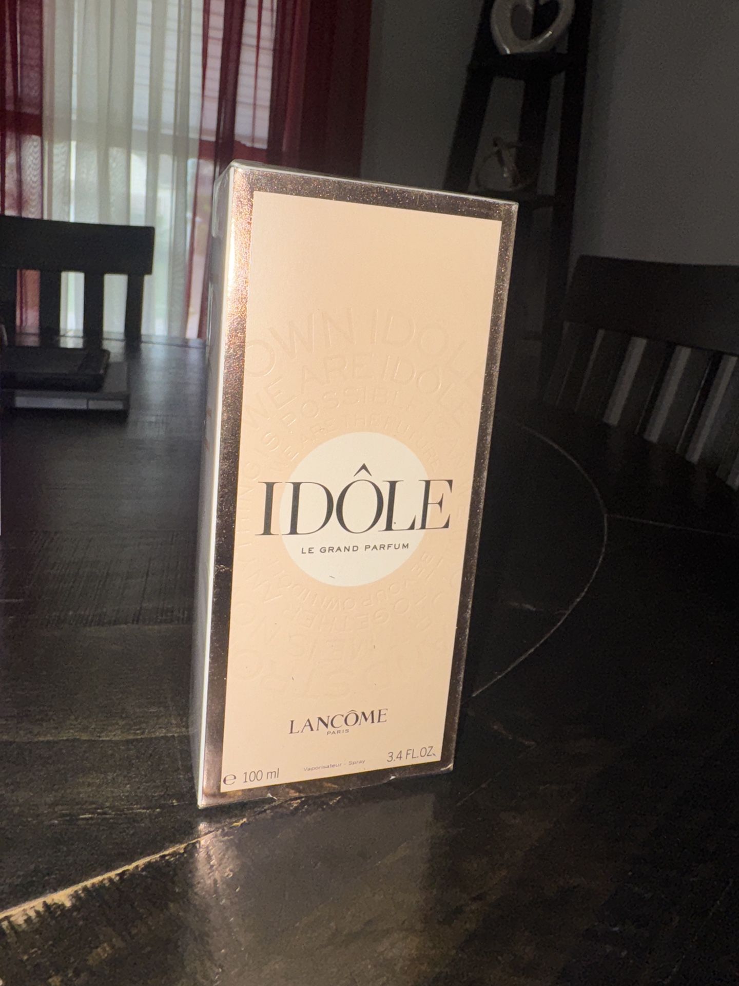 Idole Perfume