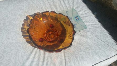 Amber glass bowl