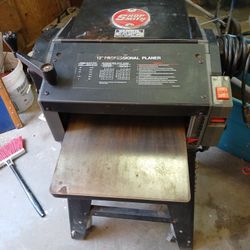 Shops might 12 In Planer