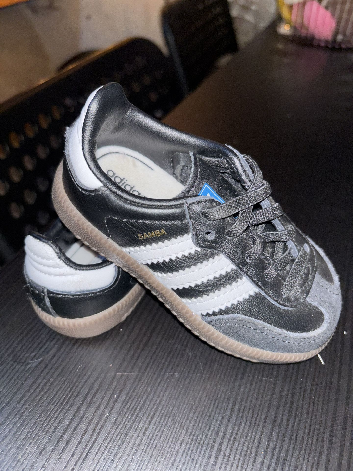 Baby Sambas Size 5