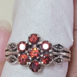 Beautiful SS Red Ring Size 8 $25 Firm. Pick-up In Aurora.