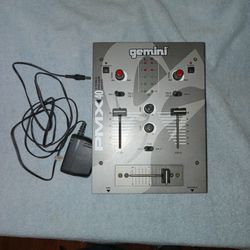 Gemini Pmx-40 DJ Mixer
