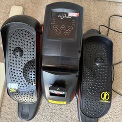 Under desk elliptical barely used cash only