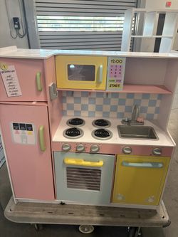 Kidkraft large kitchen play set