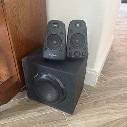 Logitech Subwoofer With 2 Thx Speakers