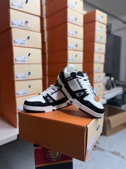 Louis Vuitton LV Trainer Low Sneakers