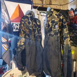 Full ZIP ADIDAS RAINCOAT Size Xl