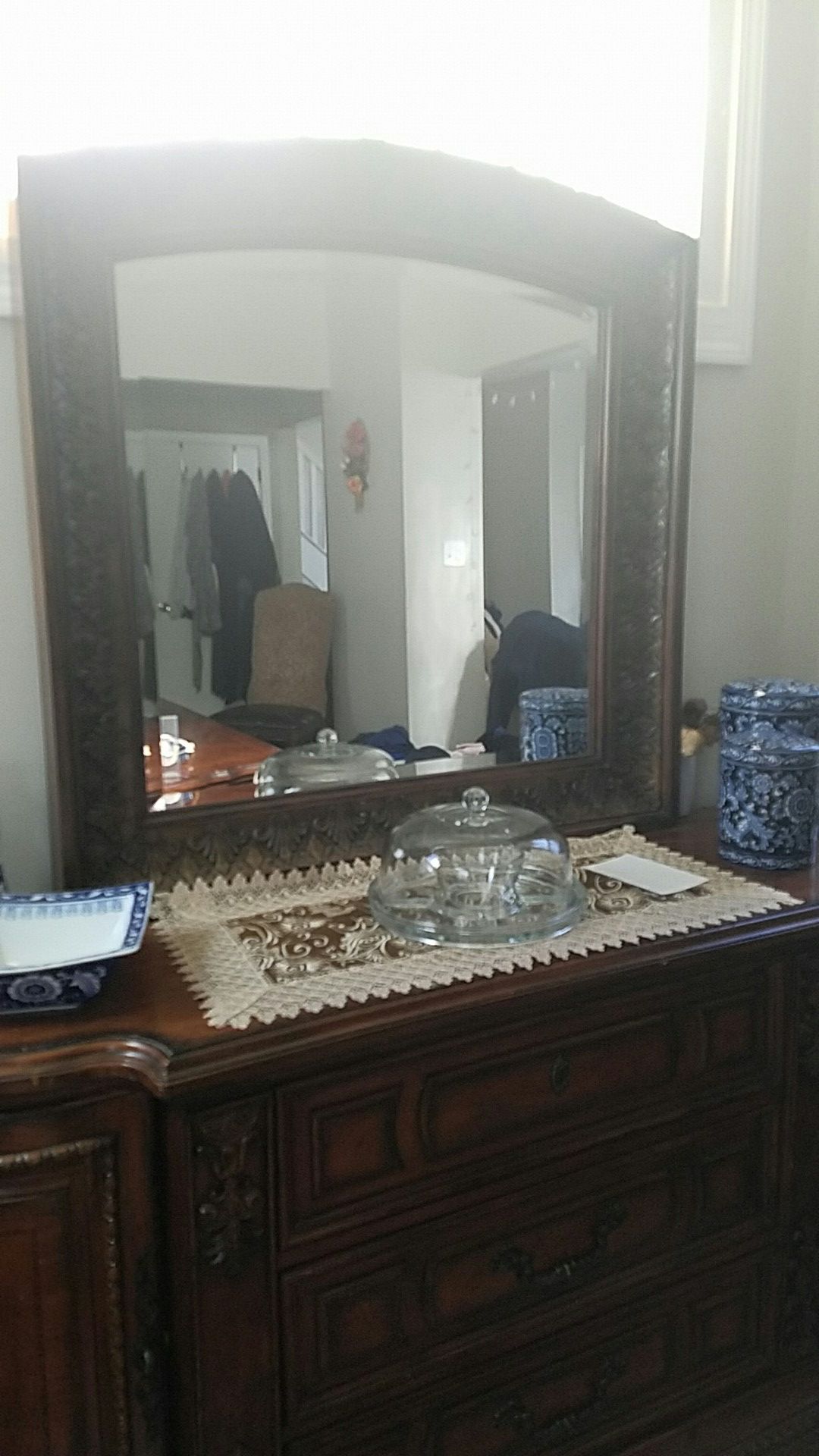 Dining, mirror and dresser set