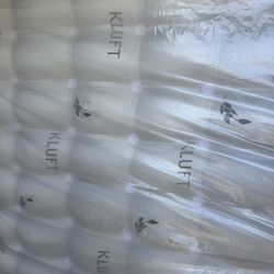 KLUFT Baroness King Mattress + 2 New Adjustable Bases – Excellent Condition