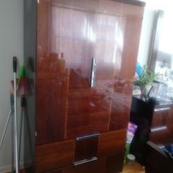 Juego De Cama Dresser Mirror Chest Y La Cama Con El Colchon