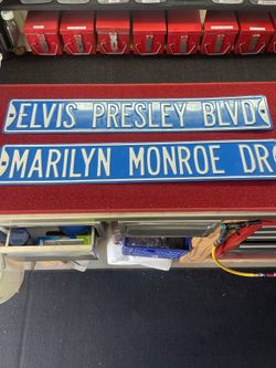 Elvis Presley & Marilyn Monroe Street Signs 