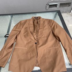 Men’s Suit 