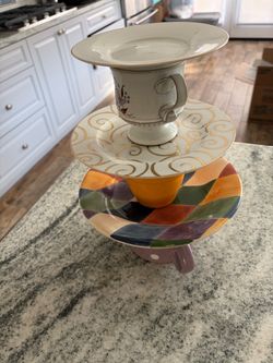 Decorative tower of cups and saucers