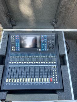 Yamaha Professional LS9-16 Digital Mixing Console With Road Case